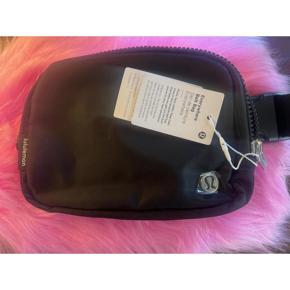 Lululemon Everywhere Belt Bag 1L - Black